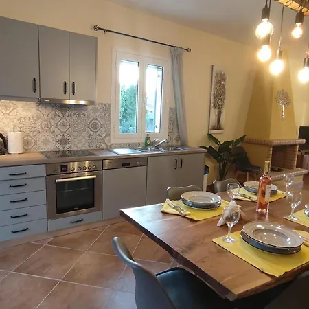 Βίλα Eglina Villa's *