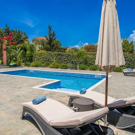 Eglina Villa's Minia