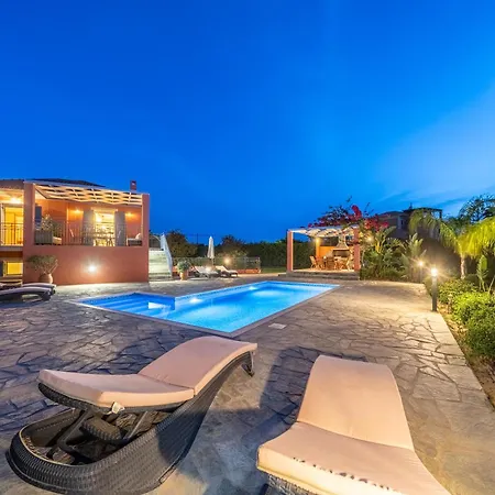 Villa Eglina Villa's *