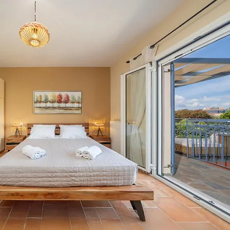 Eglina Villa's Minia