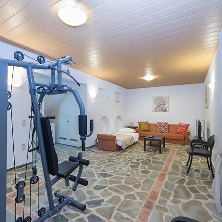 Eglina Villa's Villa *