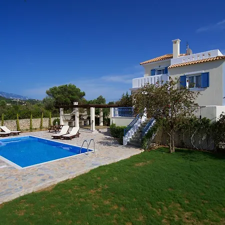 Eglina Villa's Βίλα