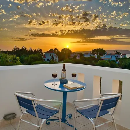 Eglina Villa's Μηνιά