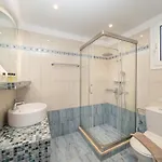 Eglina Villa's
