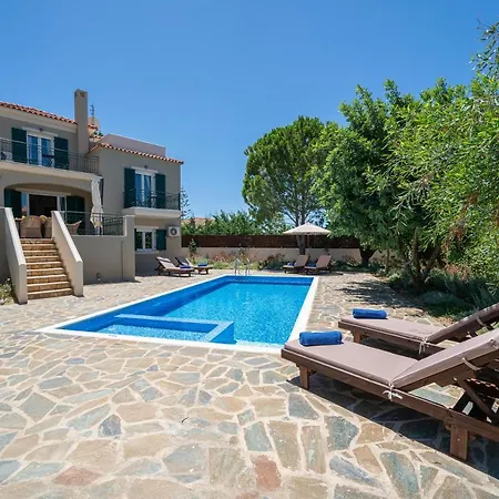 Eglina Villa's Minia