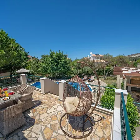 Vilă Eglina Villa's *