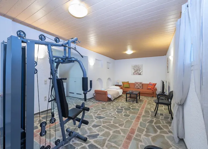 Eglina Villa's 别墅 *