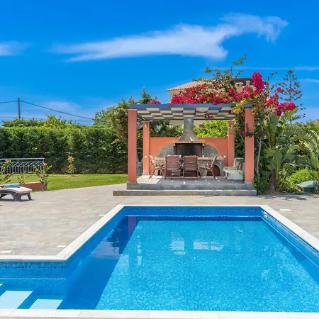 Villa Eglina Villa's