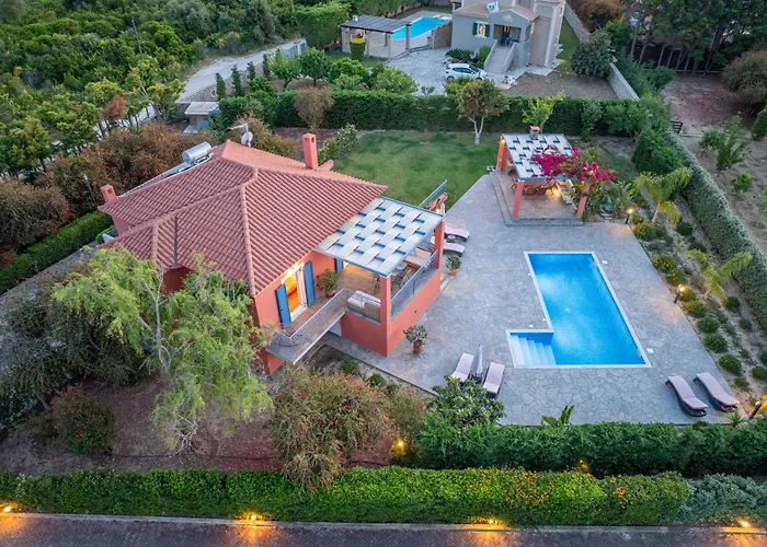 Eglina Villa's * Миния