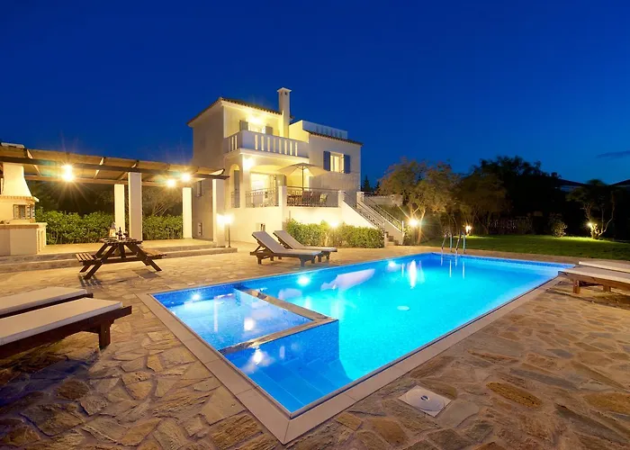 Вилла Eglina Villa's Миния